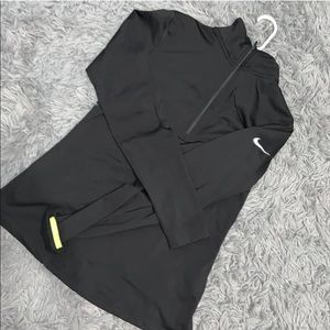 Women’s Nike pull over